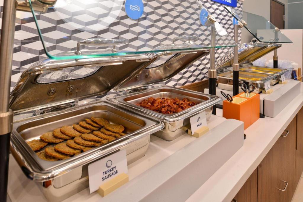 卡姆登快捷假日酒店 Camden 外观 照片