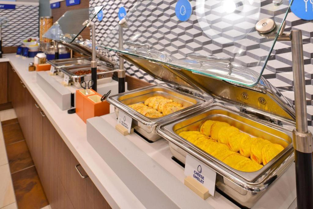 卡姆登快捷假日酒店 Camden 外观 照片